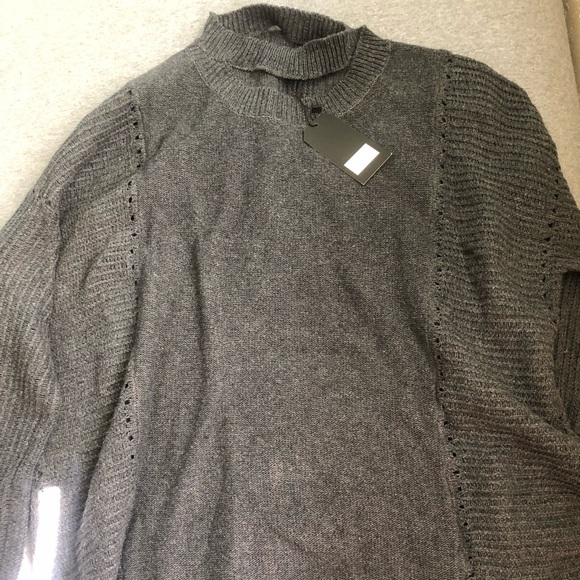 Very J Cut Out Sweater Plus Size M - Picture 3 of 3